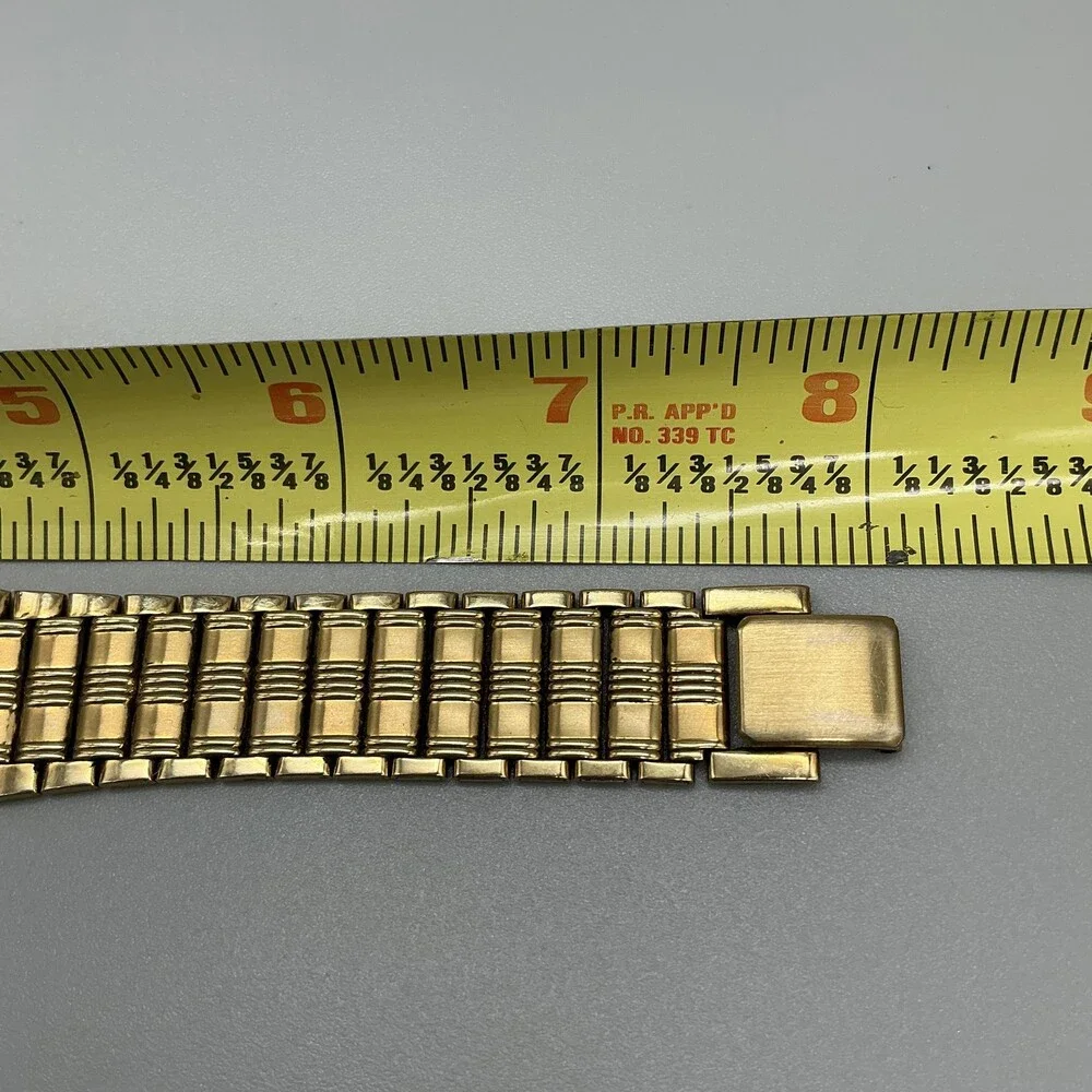 Vintage Citizen Mens Watch 25mm Black Dial Gold Tone 1022-H14231 New Battery 8